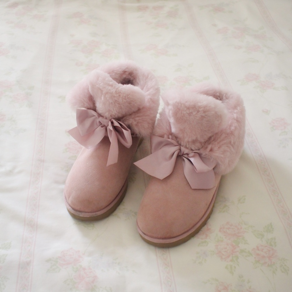 Ugg Pink Gita Bow Boots
